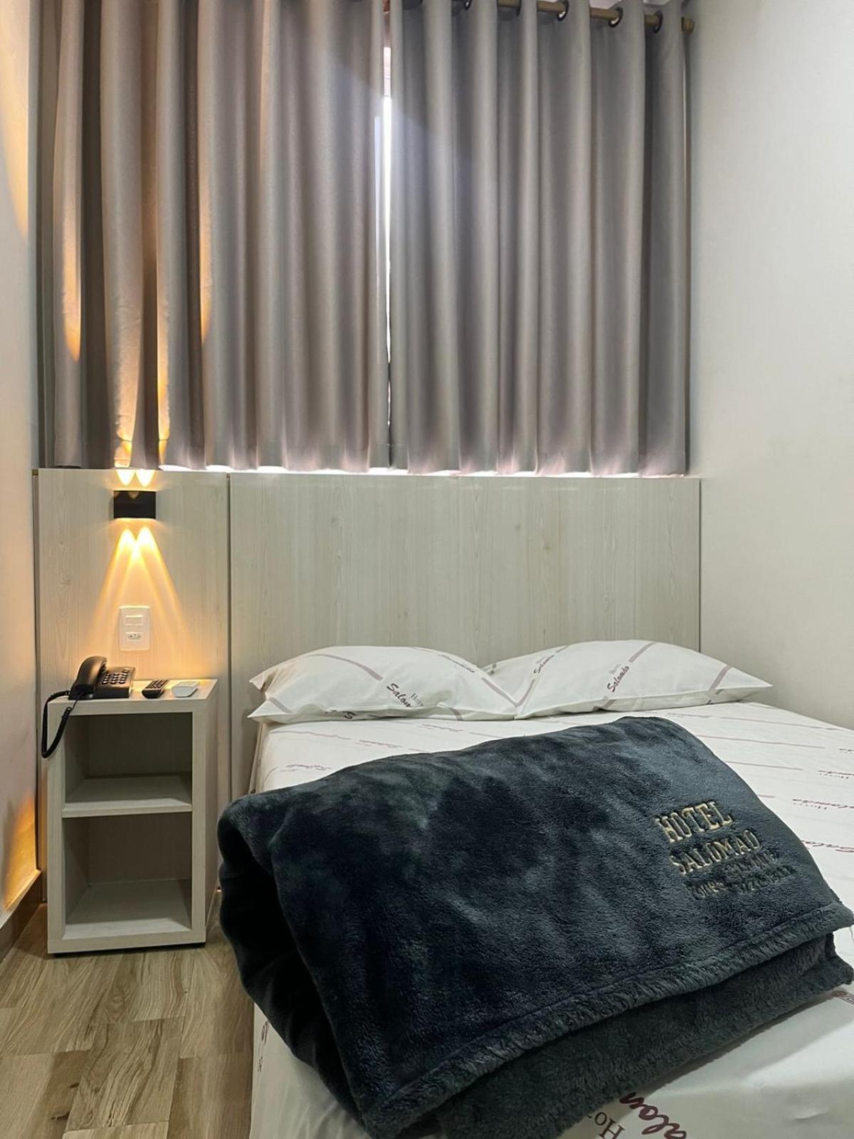 Hotel Salomao - Proximo A 25 De Marco, Bom Retiro, Bras E Rua Santa Efigenia, A 2 Minutos Do Mirante Sampa Sky E Pista De Skate Anhangabau São Paulo Buitenkant foto