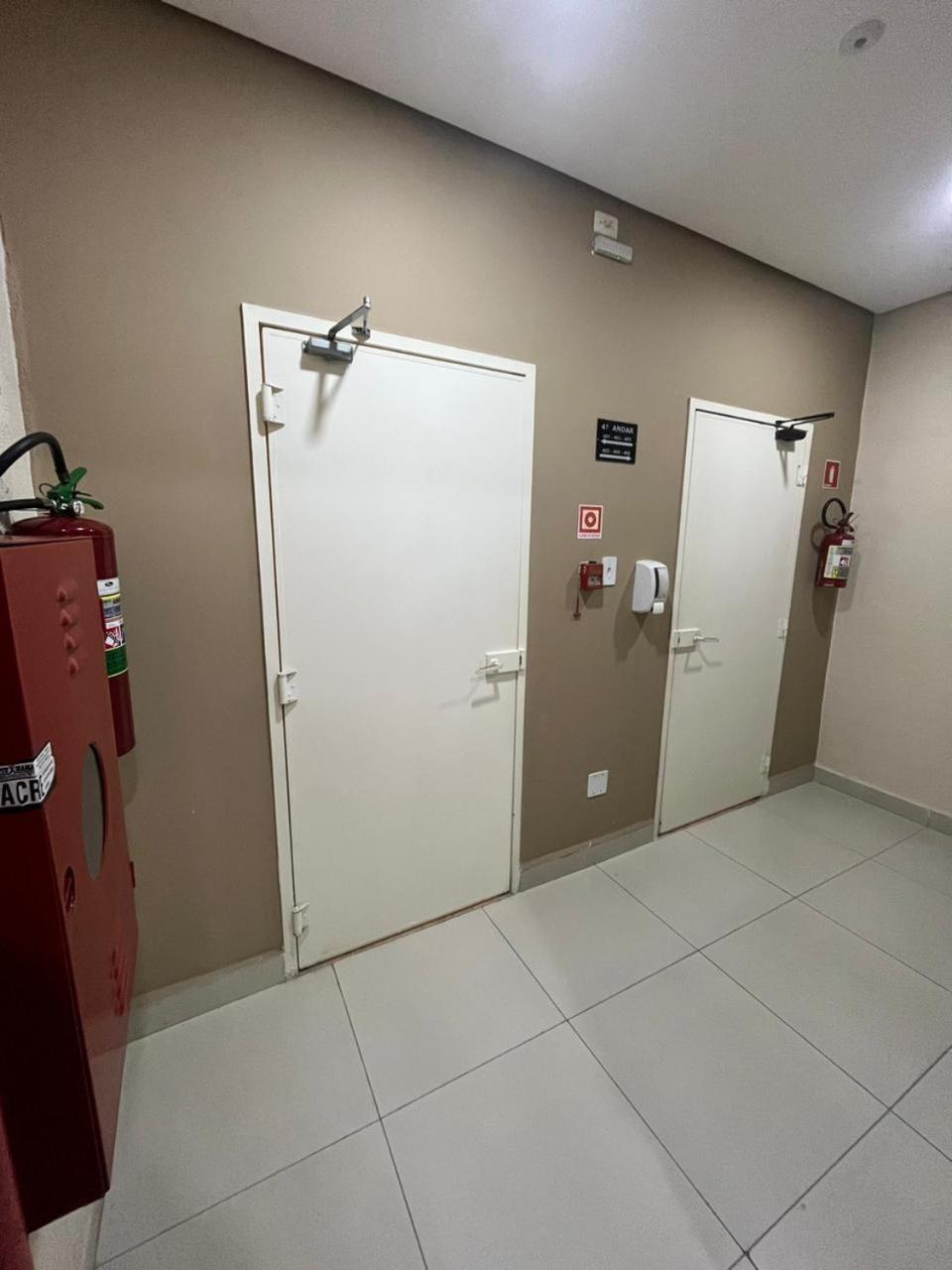 Hotel Salomao - Proximo A 25 De Marco, Bom Retiro, Bras E Rua Santa Efigenia, A 2 Minutos Do Mirante Sampa Sky E Pista De Skate Anhangabau São Paulo Buitenkant foto