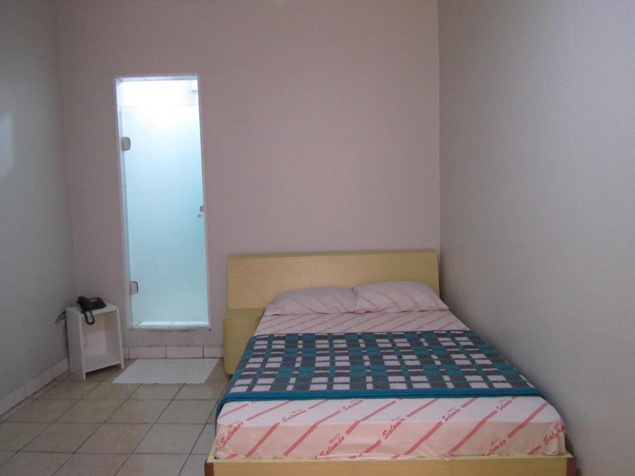 Hotel Salomao - Proximo A 25 De Marco, Bom Retiro, Bras E Rua Santa Efigenia, A 2 Minutos Do Mirante Sampa Sky E Pista De Skate Anhangabau São Paulo Buitenkant foto